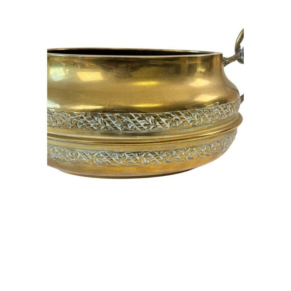 Vintage 80s Hammered Brass Oval Shape Cachepot Planter Size 13" Length - Picture 15 of 16